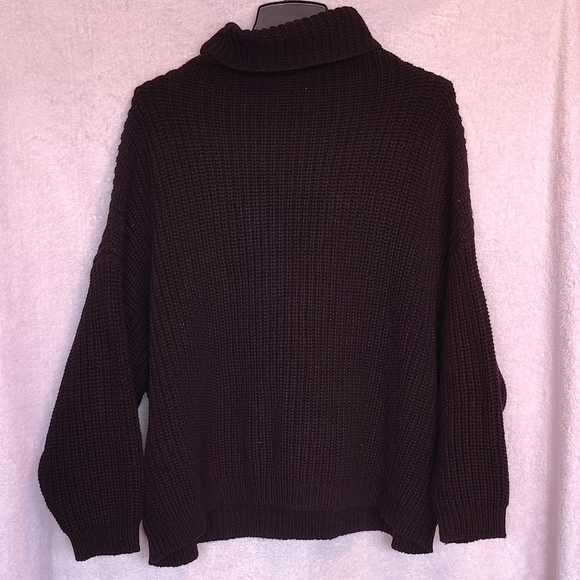 Torrid Black Ribbed Sweater - Picture 2 of 2